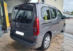 Opel Combo Life Elegance 1.5 100 CV Bvm5 - photo 4